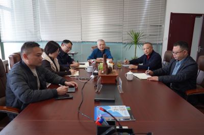 一起草17c 蜜桃如何二次騰飛，聽聽專家怎（zěn）麽講？